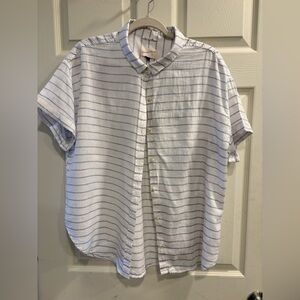 Universal Thread White and Blue Striped Button-Down Shirt